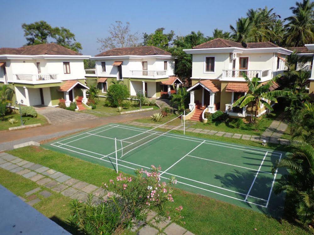 White Square Nirvana, Parra Mapusa Kültér fotó